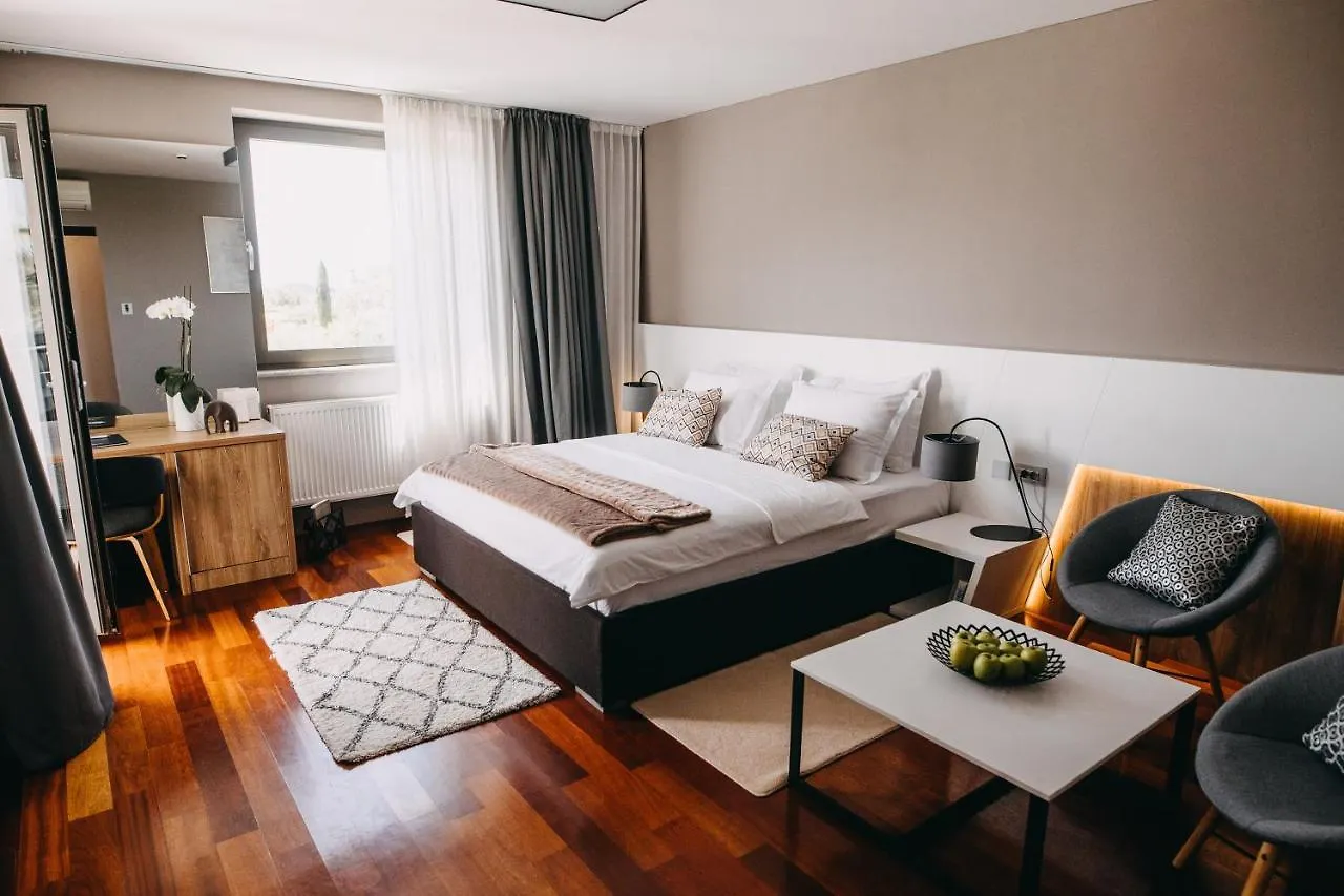 Residence Vaal Rovigno 4*,  Croazia