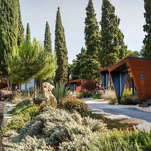 Porton Nature Hideouts Village de vacances
