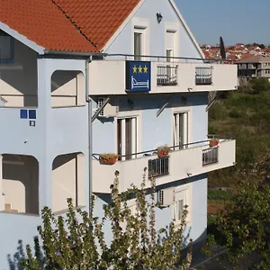 guest-house-ana-zadar.hotelinzadar.com/